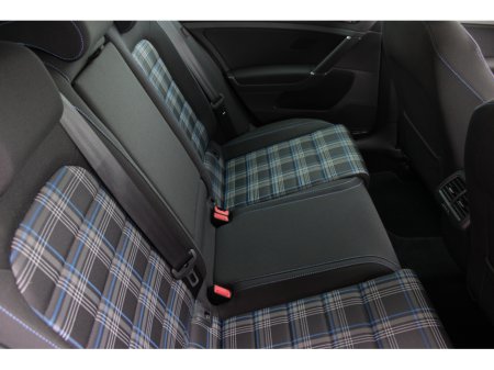 2016 Volkswagen Golf - thumbnail 19