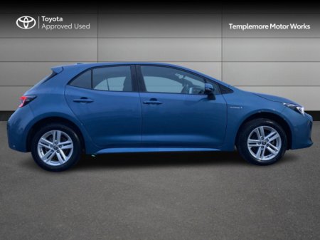 2021 Toyota Corolla COROLLA HYBRID LUNA H/B €25,500