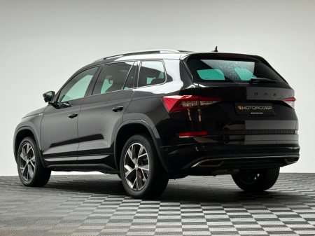 2021 Skoda Kodiaq SPORT 2.0TDI 150HP AUTO *7 SEATER* €34,990 thumbnail