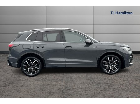 2024 Volkswagen Tiguan R-LINE TDI S-A DSG €55,300