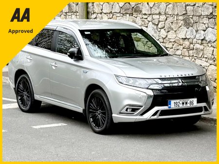 2019 Mitsubishi Outlander - thumbnail 2