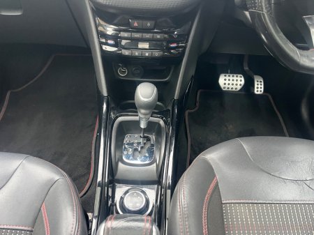 2017 Peugeot 2008 1.2 PureTech 110bhp Auto S&S GT - Line €9,950 thumbnail