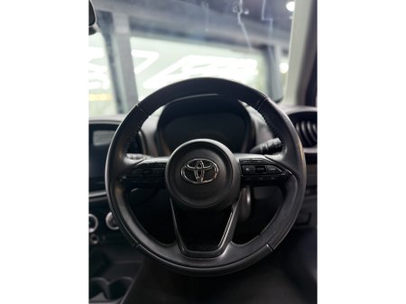 2023 Toyota Aygo X X PULSE 4DR €14,950 thumbnail