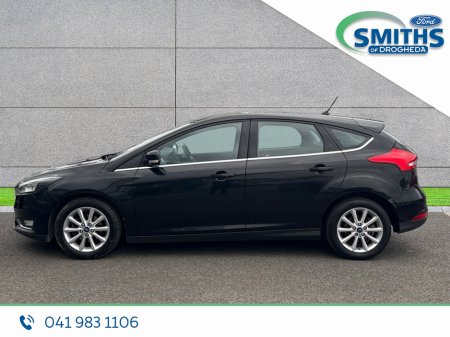 2018 Ford Focus - thumbnail 5