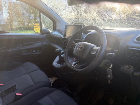 2022 Toyota Proace City 1.5 D GX SWB 6 650KG 3DR €14,195 thumbnail