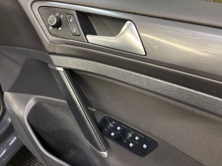 2018 Volkswagen Golf 1.0 TSI 5DR 110HP Comfortline €14,950 thumbnail