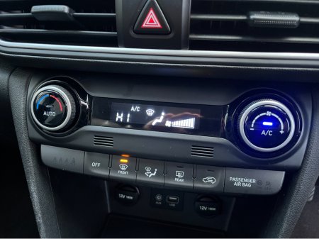 2018 Hyundai Kona KAUAI EXECUTIVE 1.0 PETROL //HEATED SEATS//REVERSE CAMERA//CARPLAY// €14,950 thumbnail