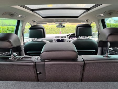 2020 Volkswagen Tiguan - thumbnail 15