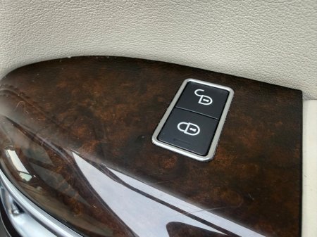 2016 Land Rover Range Rover - thumbnail 34