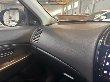 2019 Mitsubishi ASX - thumbnail 15