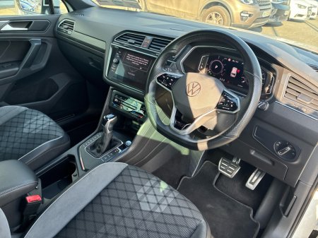 2023 Volkswagen Tiguan - thumbnail 6