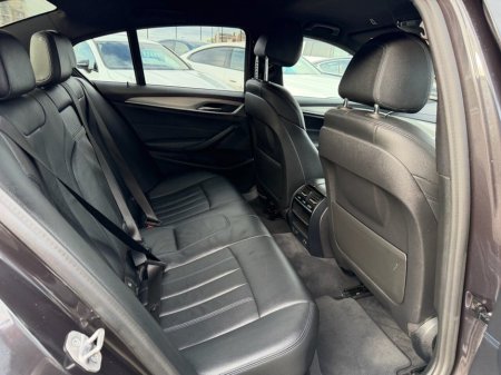 2020 BMW 5 Series - thumbnail 12