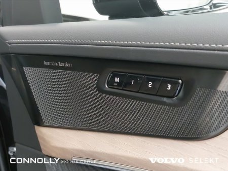 2026 Volvo XC90 Xc90 + T8 Phev Awd Auto thumbnail
