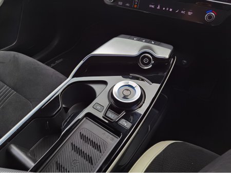 2022 Kia EV6 - thumbnail 16