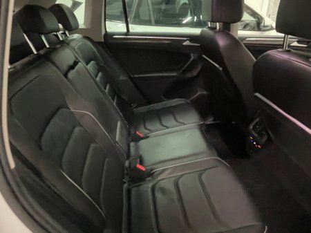 2020 Volkswagen Tiguan 2.0 TDI 150HP Highline DSG €29,495 thumbnail
