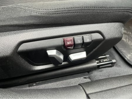 2016 BMW 3 Series - thumbnail 11