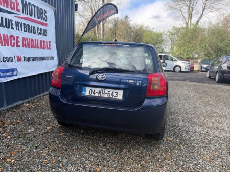 2004 Toyota Corolla - thumbnail 5