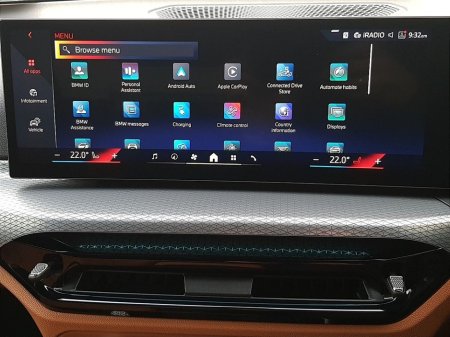 2026 BMW 3 Series - thumbnail 8