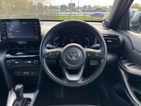 2021 Toyota Yaris Cross - thumbnail 9