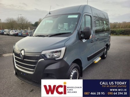 2023 Renault Master Wheelchair Accessible