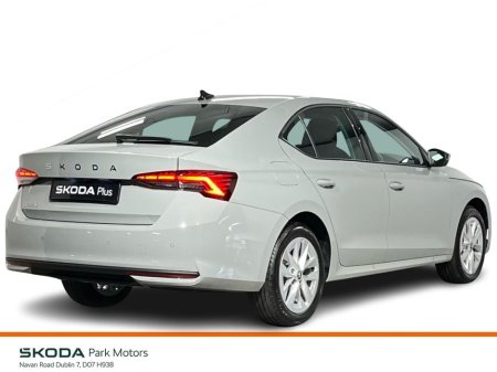 2025 Skoda Octavia Selection 2.0TDI 115BHP - Reversing Camera - Climate Control - Cruise Control - Apple CarPlay/Android Auto - Auto Lights/Wipers €33,950