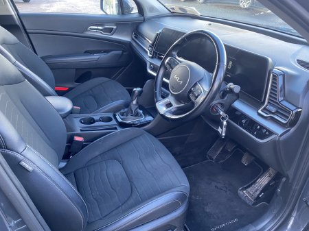 2022 Kia Sportage MANUAL 5DR €25,800 thumbnail