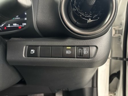 2024 Toyota C-HR - thumbnail 15