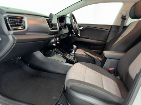 2025 Kia Stonic 1.0 K2 MY25 MT €25,995 thumbnail