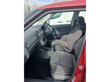 2014 Skoda Fabia - thumbnail 13