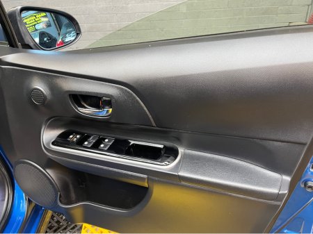 2016 Toyota Aqua 2016 hybrid auto €10,995 thumbnail