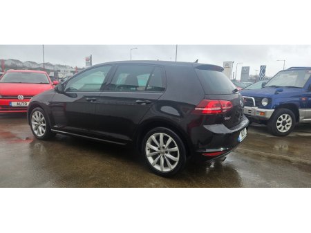 2017 Volkswagen Golf - thumbnail 4