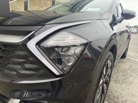 2023 Kia Sportage - thumbnail 3