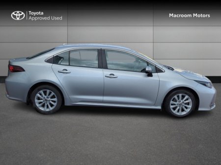 2023 Toyota Corolla END OF YEAR CLEARANCE SALE! LUNA 4DR SALOON AUTO €26,500