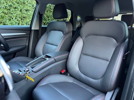 2024 MG ZS TROPHY CONNECT EV // AS NEW CAR // 3, 000 MILES // ADAPTIVE CRUISE CONTROL // DIGITAL CLUSTER €22,900 thumbnail