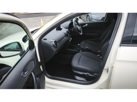 2014 Audi A1 1.6 TDI SE SPORTBACK 105PS  1 Year Warranty €10,950 thumbnail