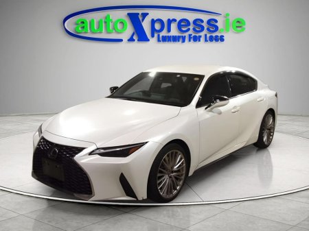 2023 Lexus IS 300 h - thumbnail 7