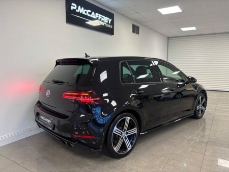 2017 Volkswagen Golf R 2.0 TSI 5DR 310HP 4M R DSG €28,495 thumbnail