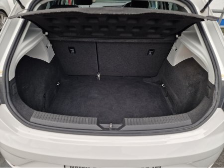 2017 SEAT Leon SE TECHNOLOGY-1.2 PETROL-LOW MILES €13,950 thumbnail