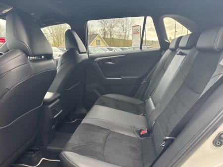 2025 Toyota Rav4 - thumbnail 7