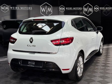 2017 Renault Clio - thumbnail 9