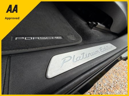 2023 Porsche Cayenne - thumbnail 24