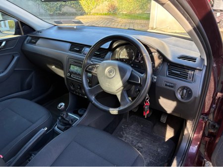 2014 Skoda Rapid AMBITION 1.2 TSI 86BHP 4DR LIMO €6,995 thumbnail