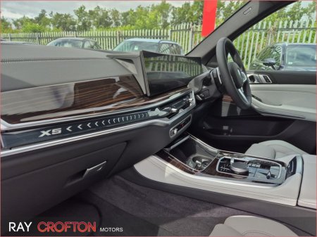 2025 BMW X5 - photo 6