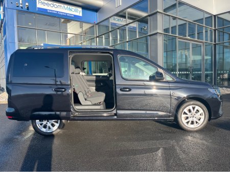 2026 Ford Tourneo Connect Titanium Auto, Wheelchair Accessible (Taxi Spec) €66,000 thumbnail