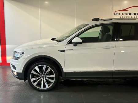2020 Volkswagen Tiguan Allspace A7 HIGHLINE 2.0 TDI ALLSPACE MANUAL 6SPEED FWD 150 5DR €34,900 thumbnail