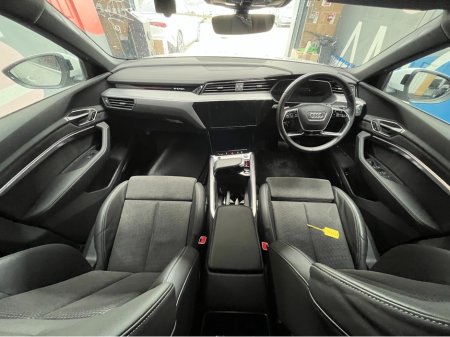 2022 Audi e-tron - thumbnail 18