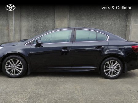 2017 Toyota Avensis 1.6 D LUNA 4DR €14,900