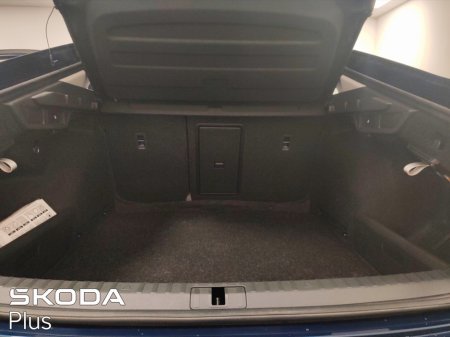 2023 Skoda Octavia - thumbnail 10