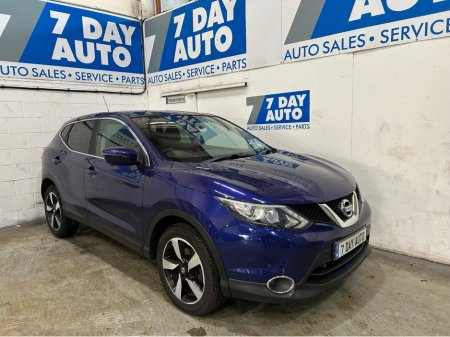 2015 Nissan Qashqai - thumbnail 1