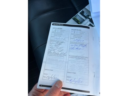 2018 Land Rover Discovery - thumbnail 3